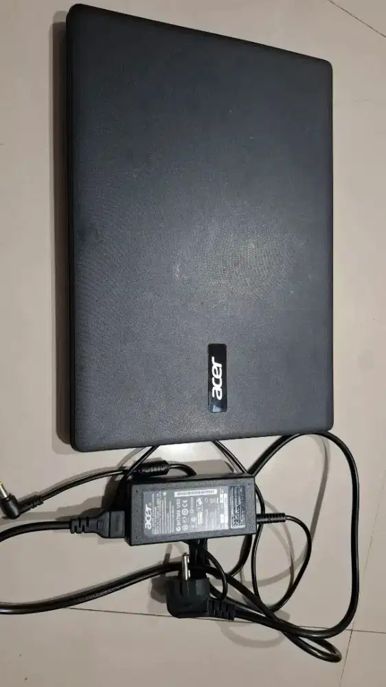 Dijual Laptop acer aspire ES 14 like new