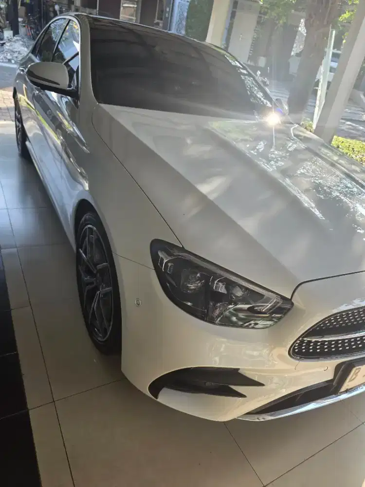 Mercy E300 AMG 2023 pemakaian 2024 like new