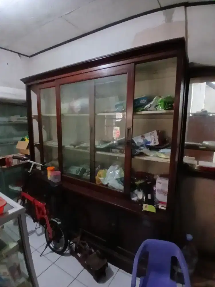Jual Lemari kaca kayu