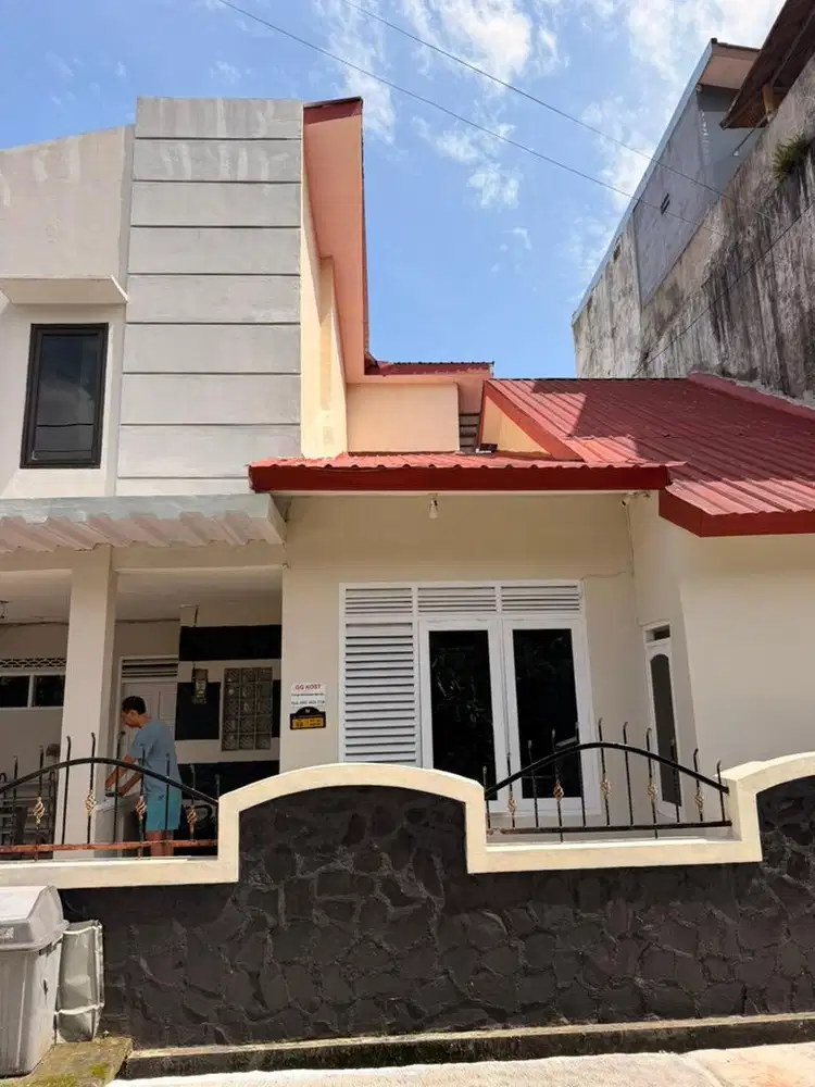 Dijual rumah kost belakang univ ngudiwaluyo