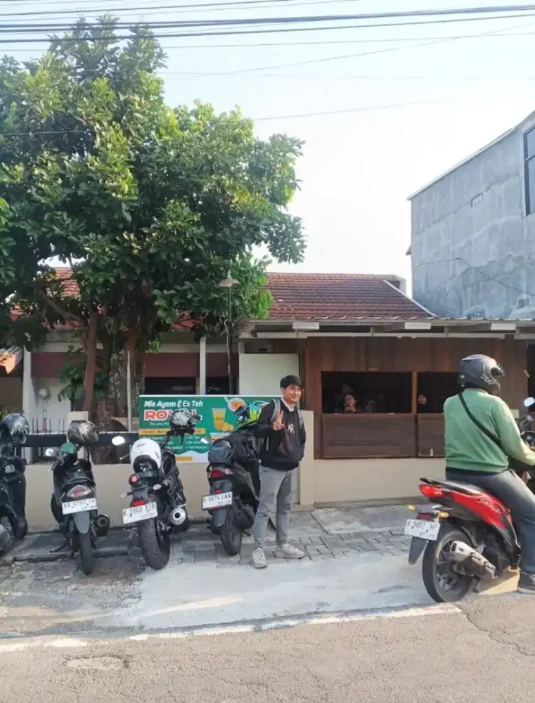 Kios di Banyumanik Semarang untuk Usaha
