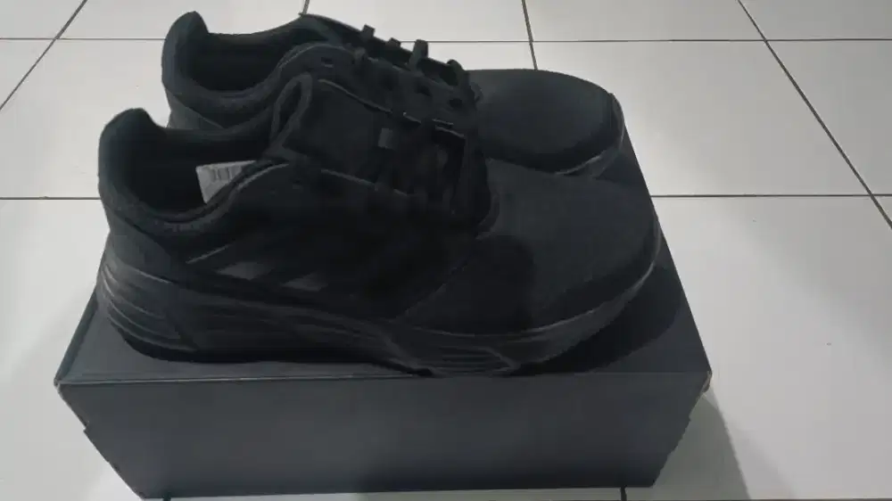 Adidas Running Galaxy 6 Black Size 42,5/27 cm