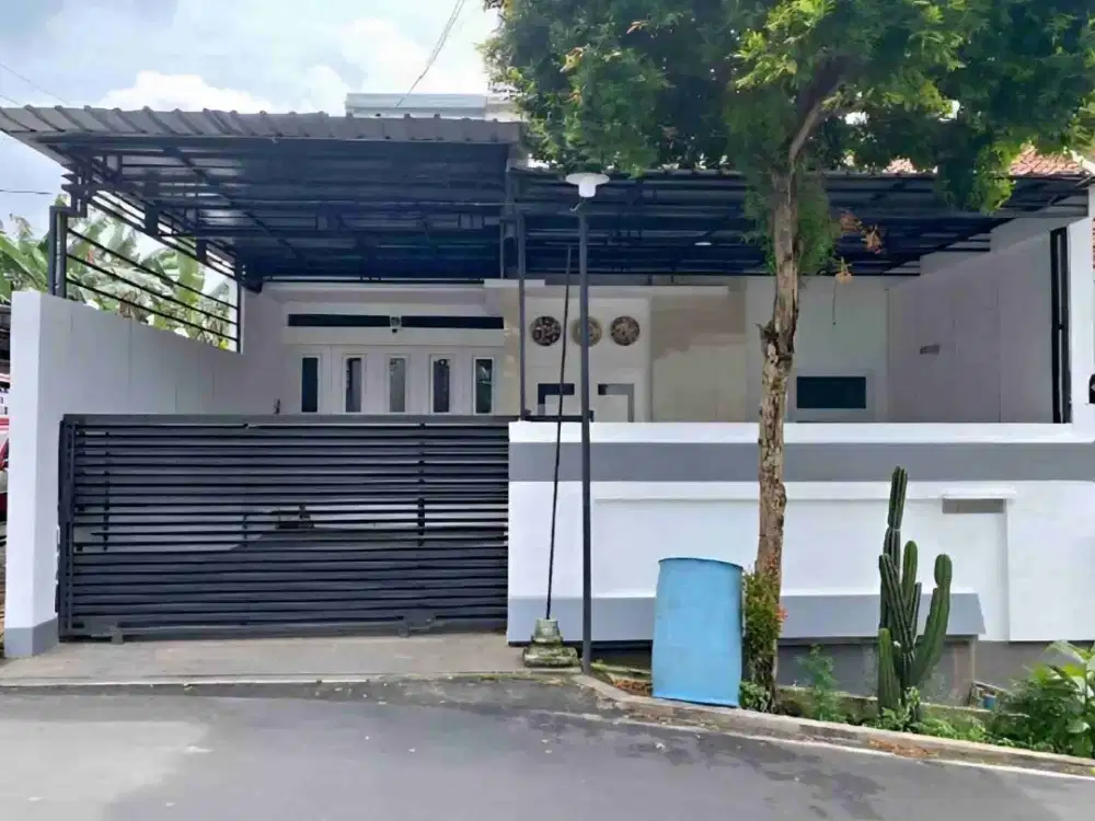 Rumah Candi Penataran Manyaran Semarang Barat Siap Huni