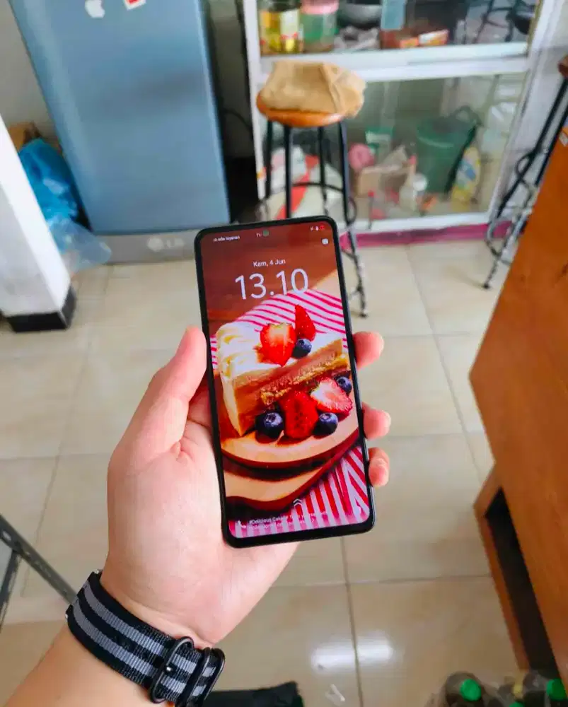 Vivo V27e ram 8/256
