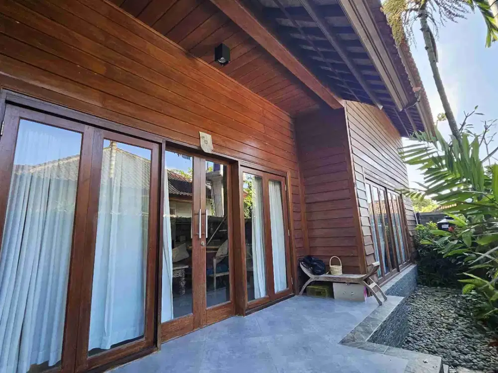 villa tropical cozy sanur area with garden