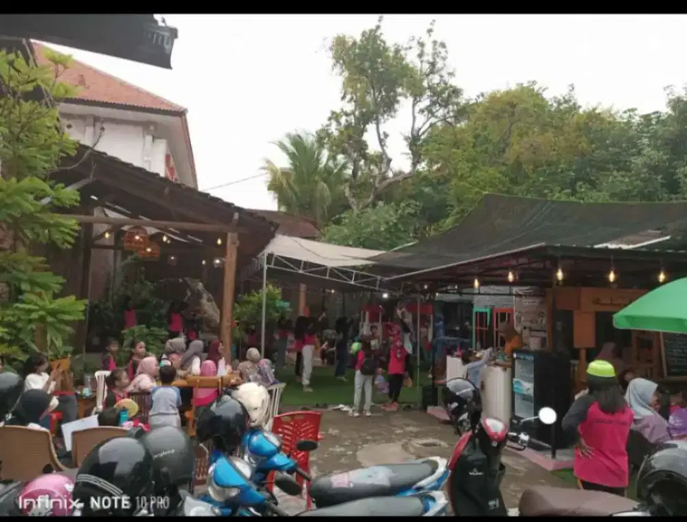jual tanah dan bangunan joglo