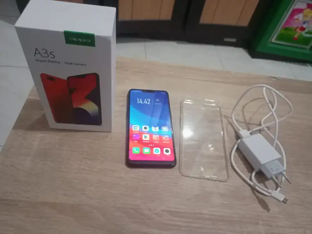 Hp oppo a3s fullset ram6gb dan internal 128gb mulus aman ok