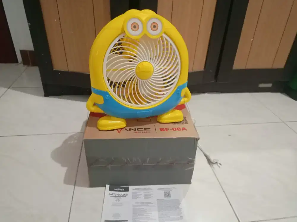 Kipas angin minion merk advanced kondisi bagus baru siap running