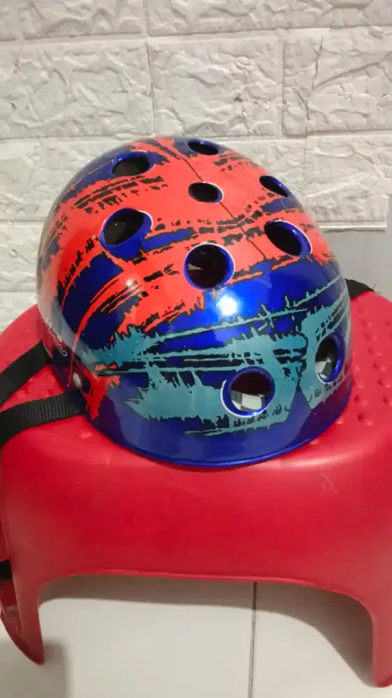 Helm sepeda preloved