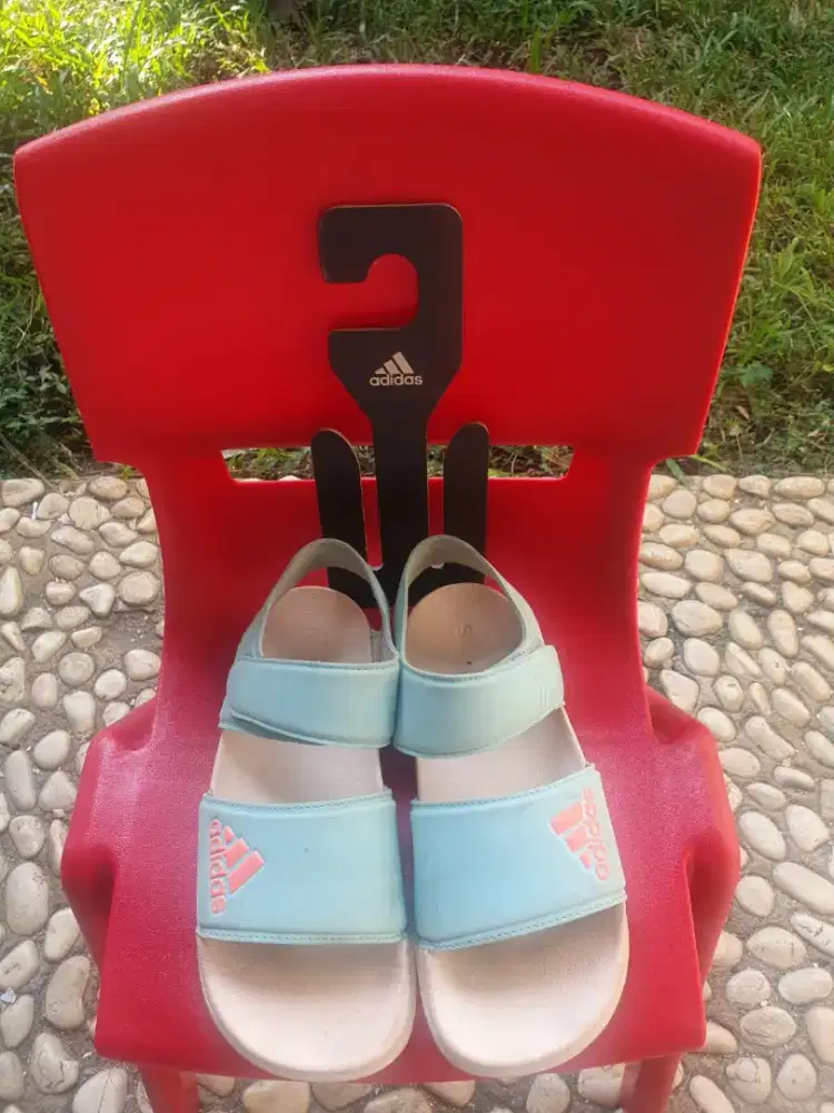 Sepatu Sendal Ad*das Adilette sz 35