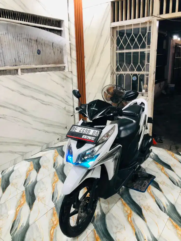 VARIO NEW KZR ISTIMEWA 2014 Pajak Hidup