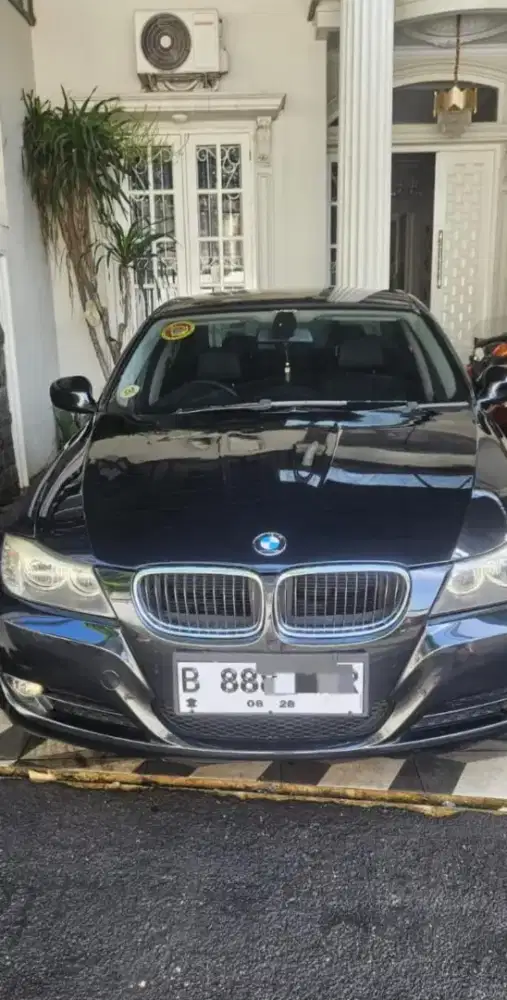 BMW 320i 2012 Bensin