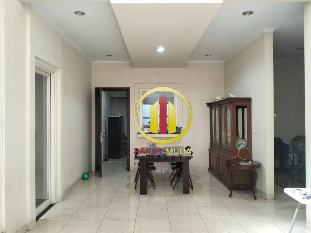 Rumah Hook Lebar 17 Meter di Turangga Cijagra – Tanah Luas 256 m², Siap Huni, Lokasi Favorit Buah Batu