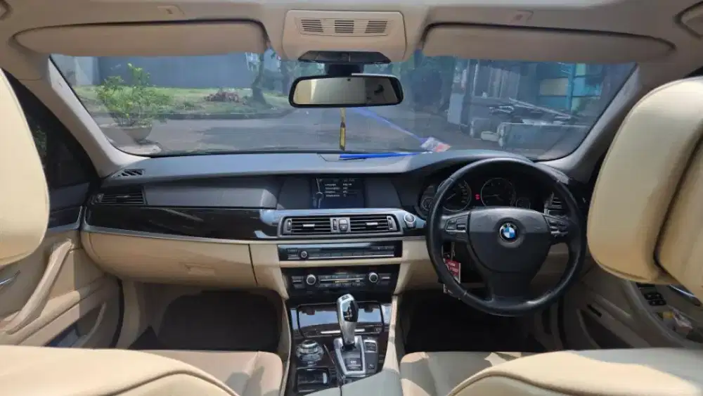 BMW 520i F10 2012