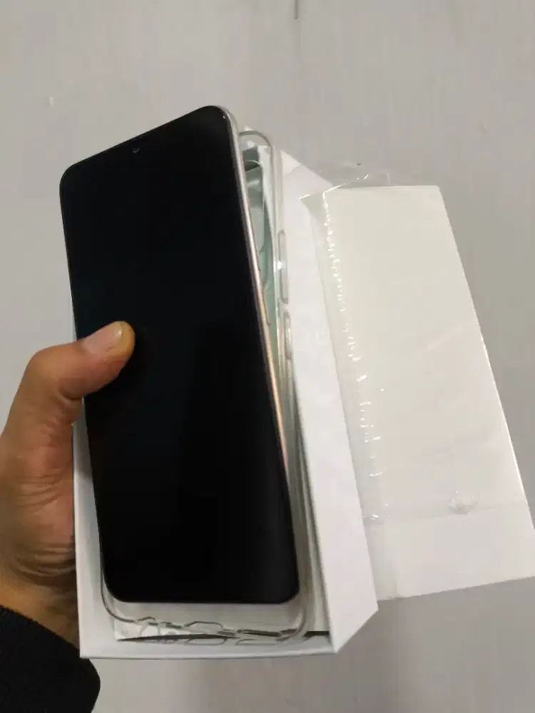 Vivo y19 8/256 lengkap siap pakai