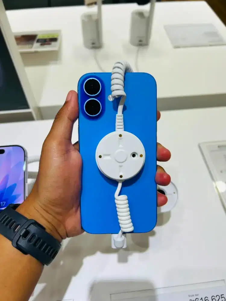READY IPHONE 16 BASIC HINGGA PRO MAX KREDIT INDODANA BUNGA 0%