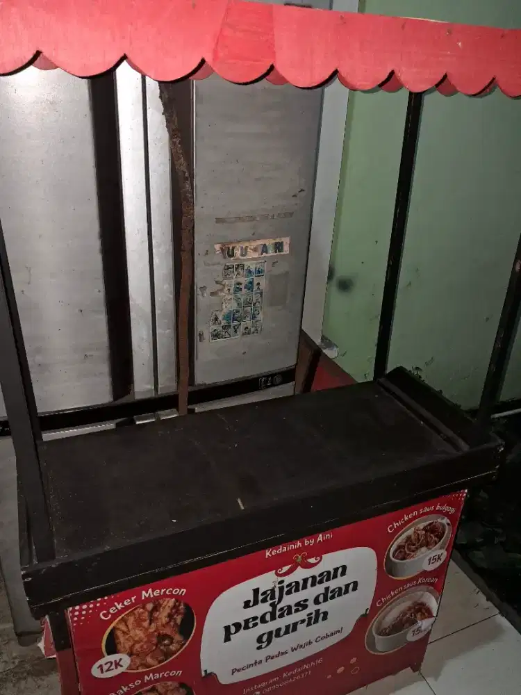 Booth/meja untuk jualan