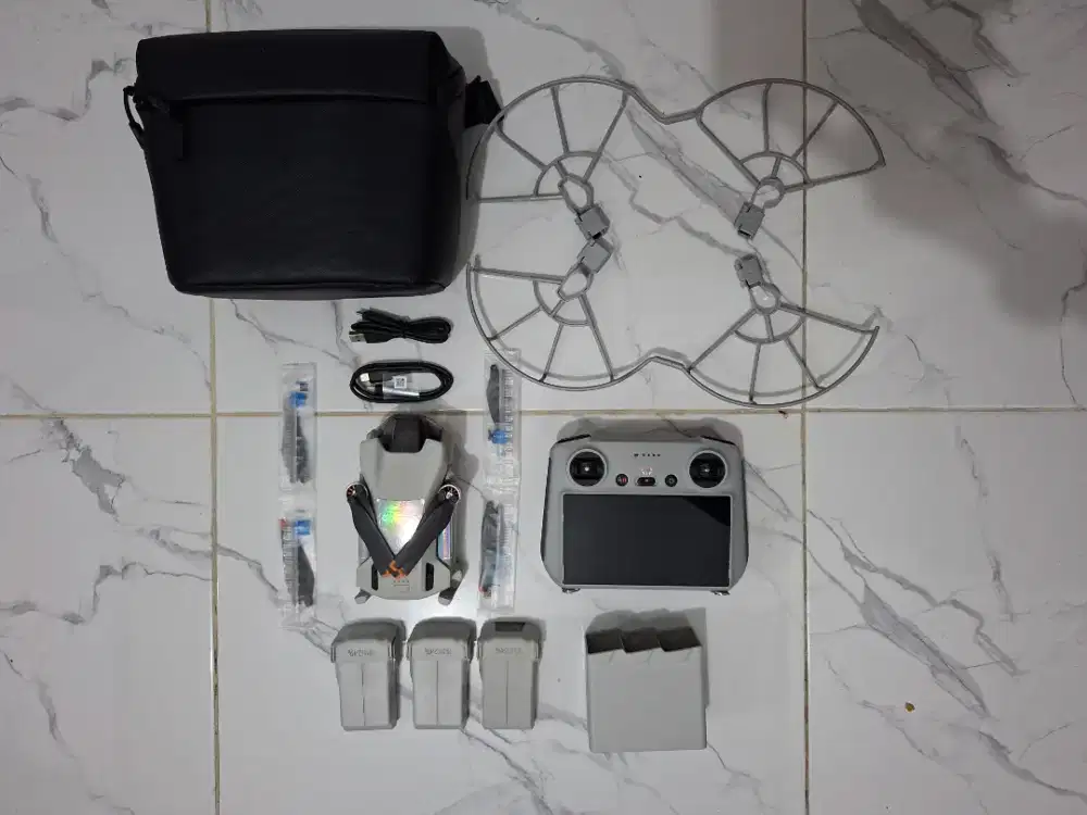 DJI MINI 3 Fly More Combo