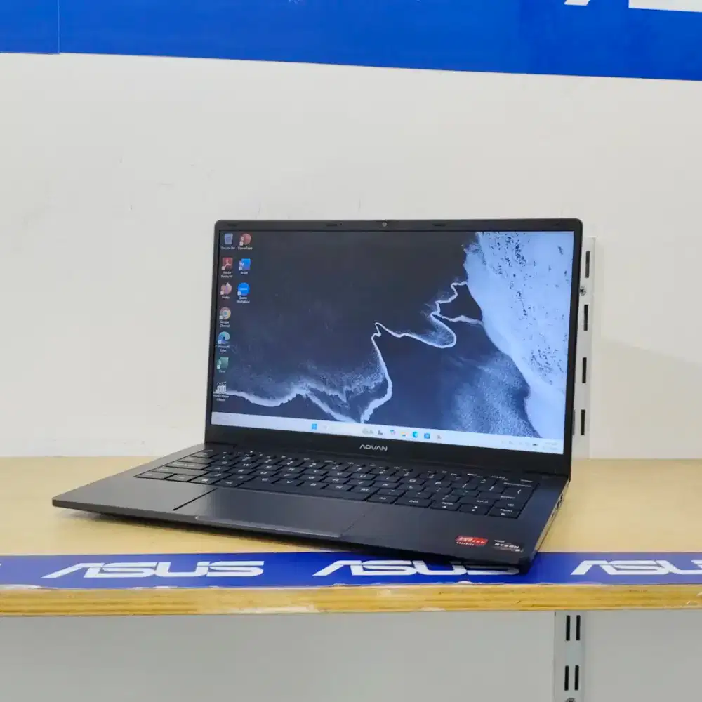 Laptop Second ADVAN SOULMATE 1405 Ryzen 5 - 3500U (Ram 8GB /SSD 256GB)