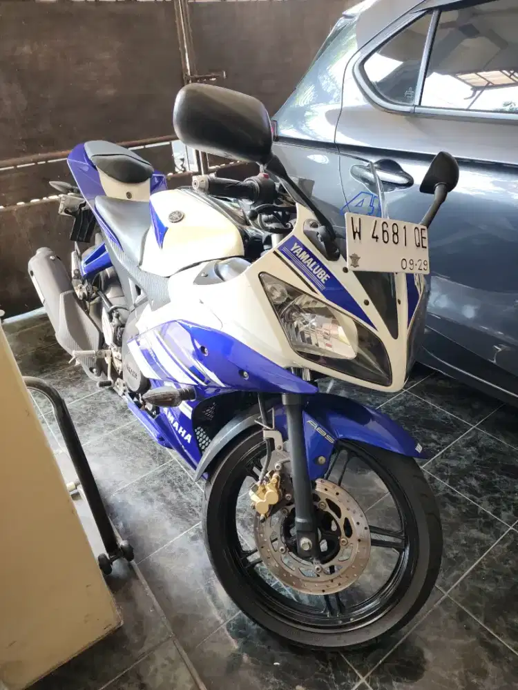 YAMAHA R15 2014 BIRU PUTIH MULUS