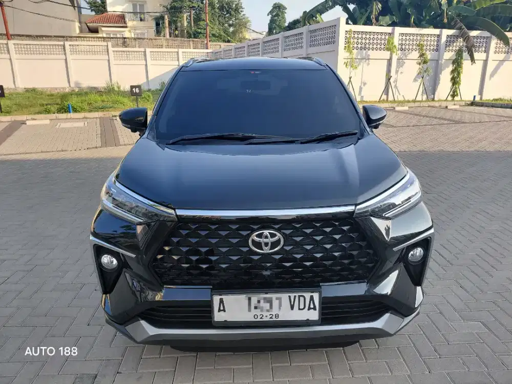 (KM 18 RB)  VELOZ 1.5 Q CVT TAHUN 2023
