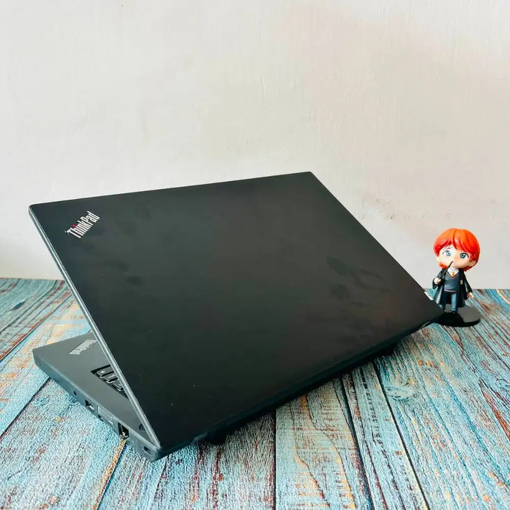 LAPTOP LENOVO THINKPAD X270 // CORE i5 // BACKLIT