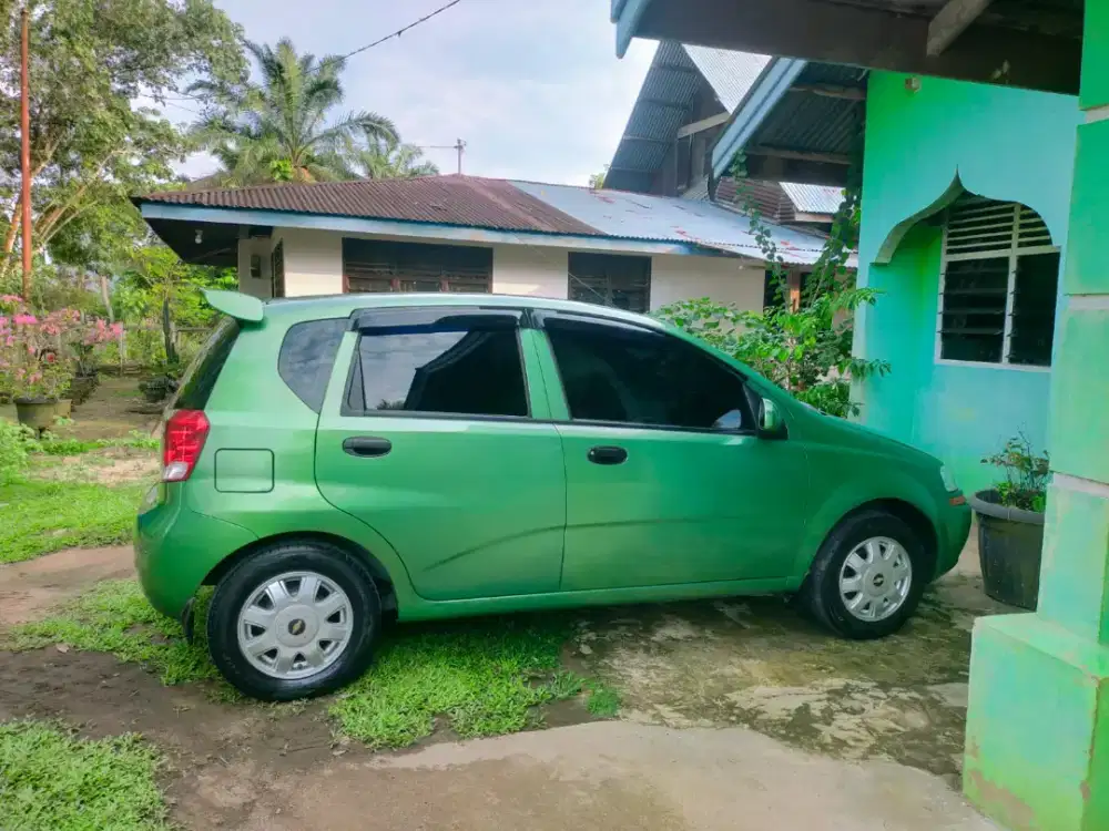 Chevrolet Aveo LT 2003 MT