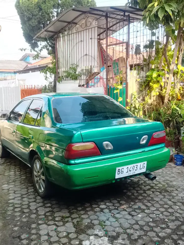 Toyota Soluna 2001