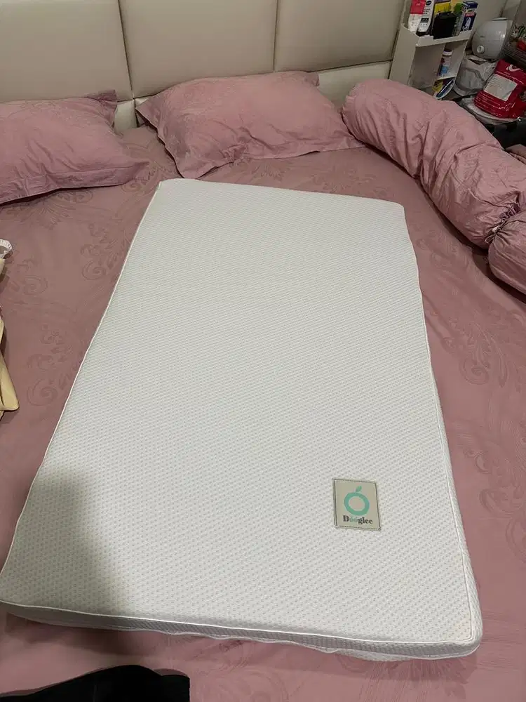 Preloved Matras Kasur Bayi Dooglee