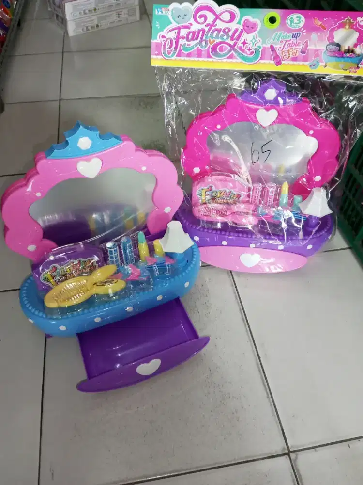 Mainan Anak Meja Rias Set