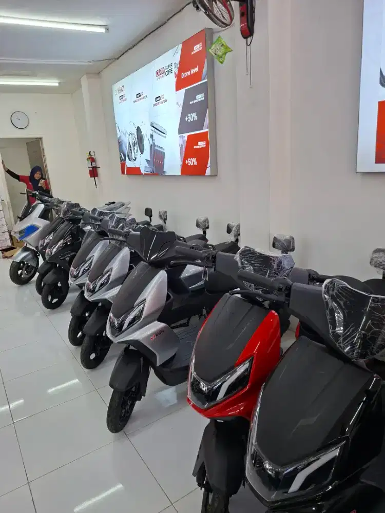 SEPEDA LISTRIK D66A UWINFLY