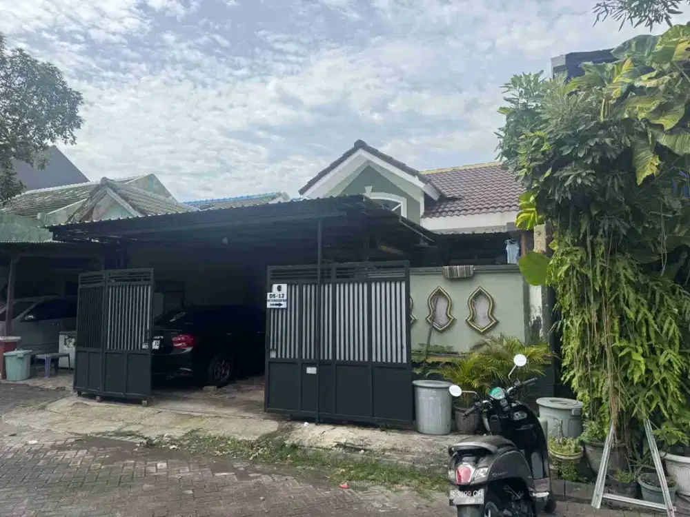 DI JUAL RUMAH 

PERUM PERMATA SIDOARJO REGENCY BLOK D5-12
KEL. : KLUDAN 
KEC. : TANGGULANGIN 
KAB  : SIDOARJO