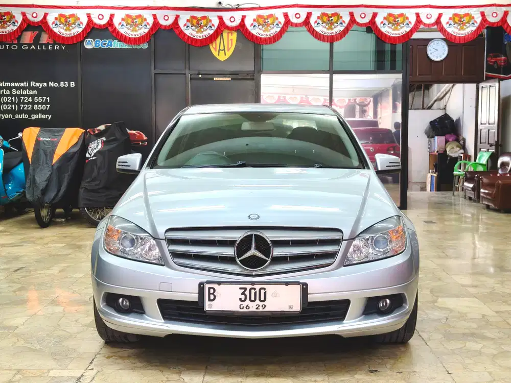 KM40RB MERCEDES BENZ C200 KOMPRESSOR 2009 SILVER