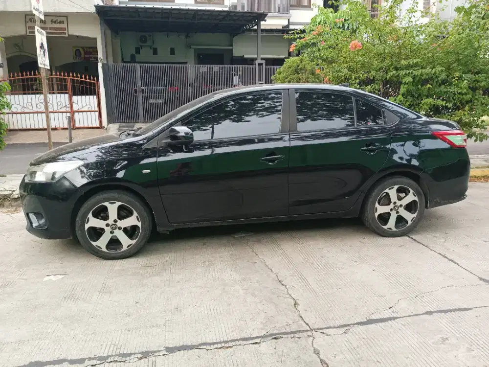 DIJUAL TOYOTA VIOS LIMO TAHUN 2013