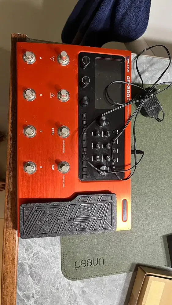 Dijual Efek Gitar Valeton GP 200R