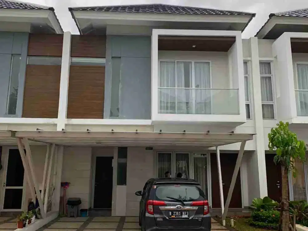 di sewakan rmh riviera 2 lantai, bersih dan nyaman