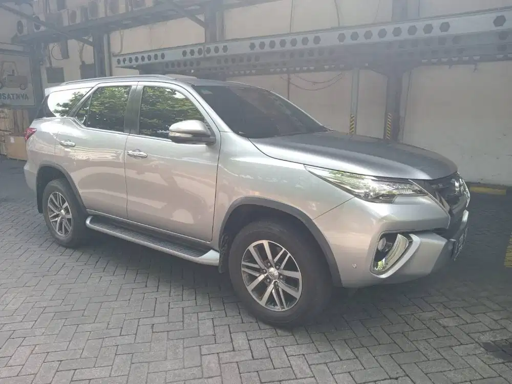 Toyota Fortuner 2.4 VRZ 4x2 Solar AT