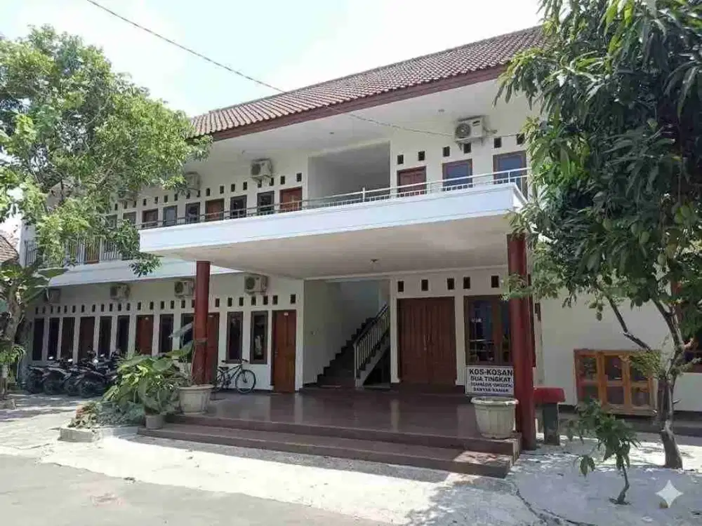 Rumah Lama Terawat dijual di Turangga cocok untuk kosan dan kantor dekat Buahbatu TSM Gatsu