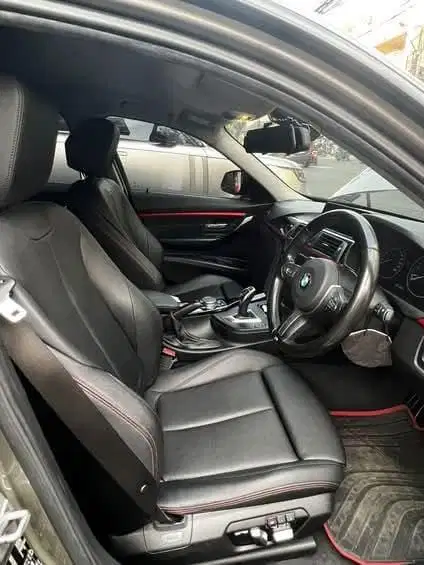 FULL SPECS BMW 320i Sport F30