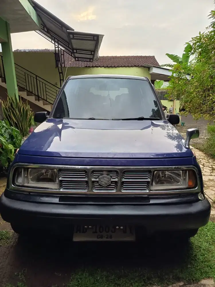 Suzuki Escudo 1996 Bensin