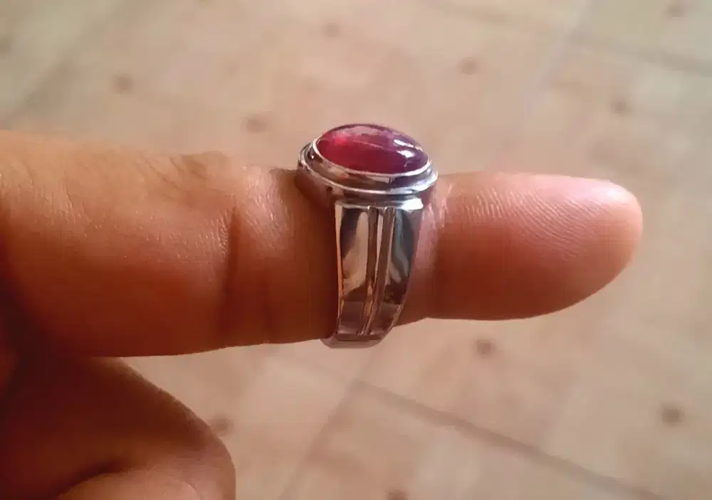Batu cincin star ruby pigeon blood