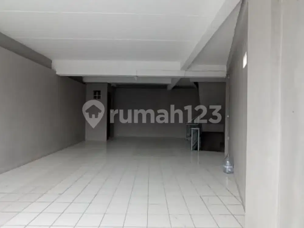 Dijual Ruko yang bisa di jadikan tempat berbagai usaha di Moch Toha Bandung