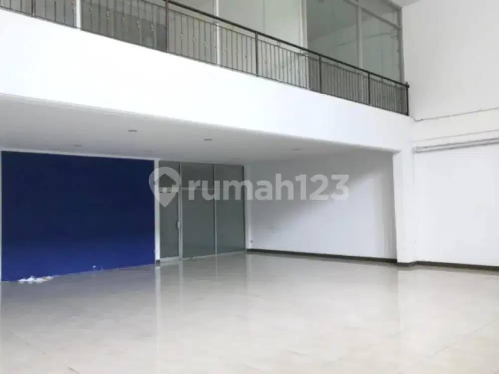 Dijual Disewakan Gedung Tempat Usaha Strategis Jalan Utama Setiabudi Bandung