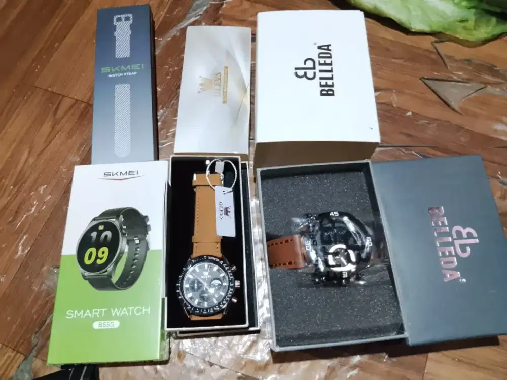 Jam tangan sama smartwatch