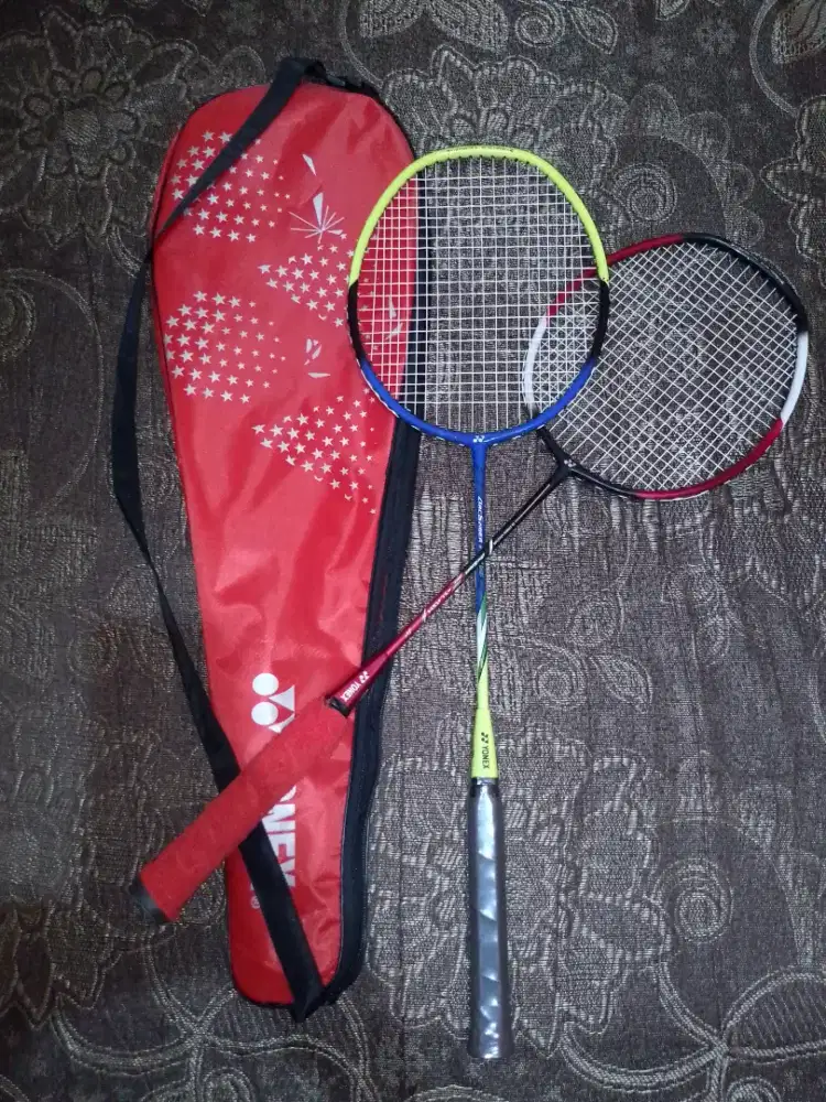 Raket Badminton + sepatu pantofel