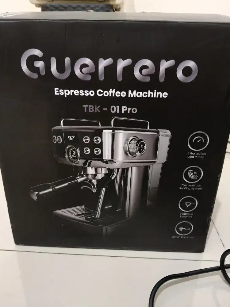 Espresso coffee machine