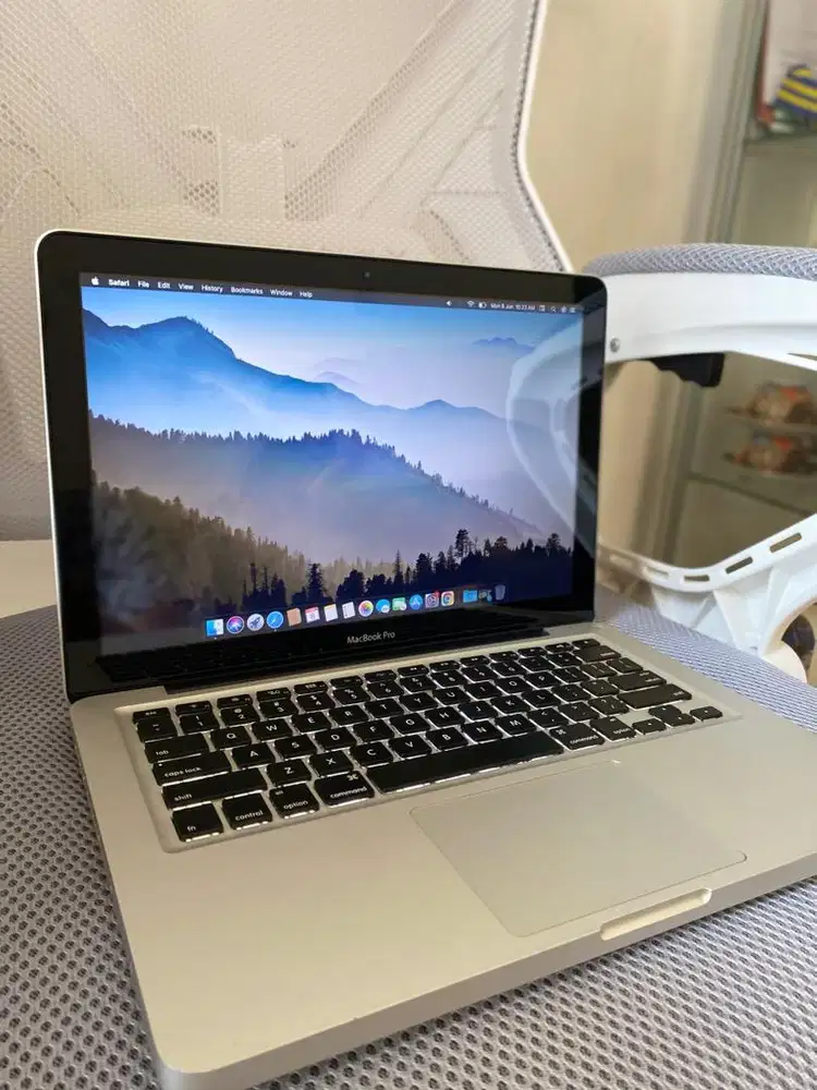 Macbook pro intel core i7 RAM 8/256GB mulus no minus