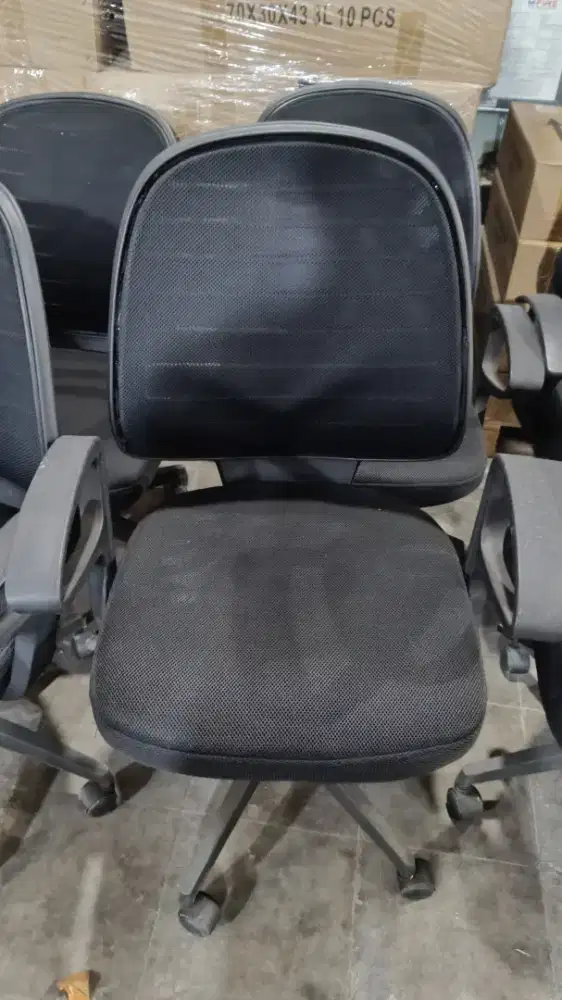 Dijual Cepat Kursi Kantor