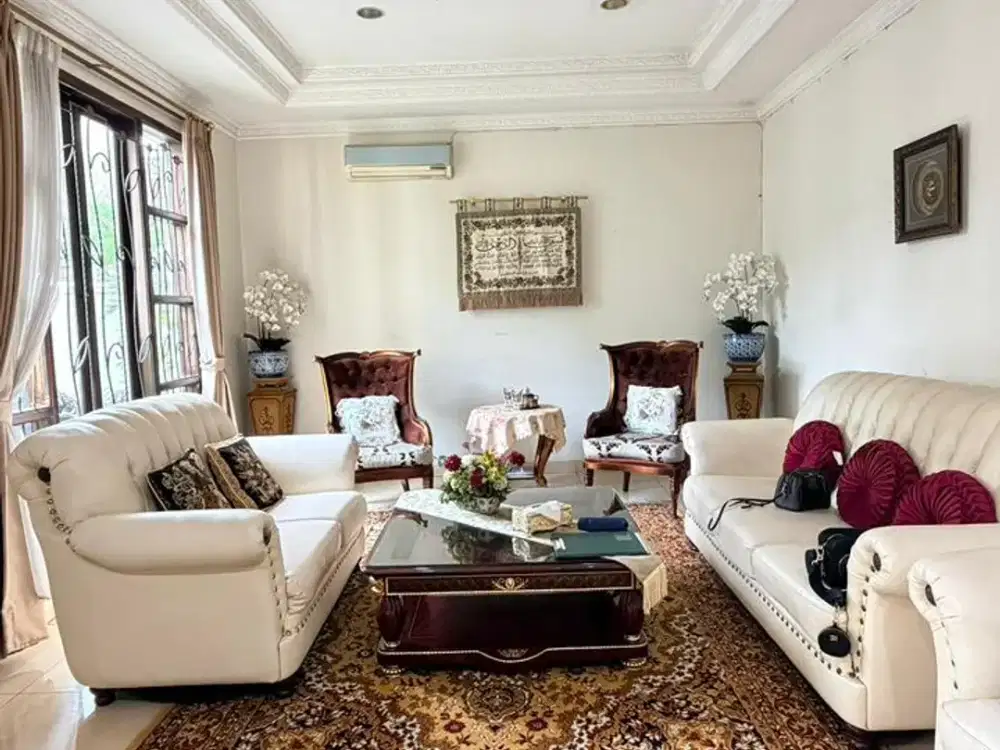 Dijual Rumah Mewah Ada Musholla Lokasi Strategis Dekat Lotte Mart Fatmawati dan MRT Cipete Raya Tuku di Cilandak Jaksel Nd-18118