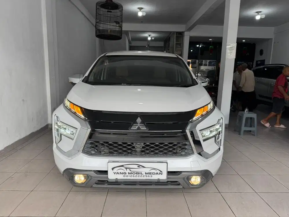 Mitsubishi Xpander Ultimate 2022 / 2023 Putih